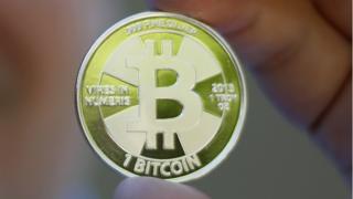 Bitcoin بيتكوين